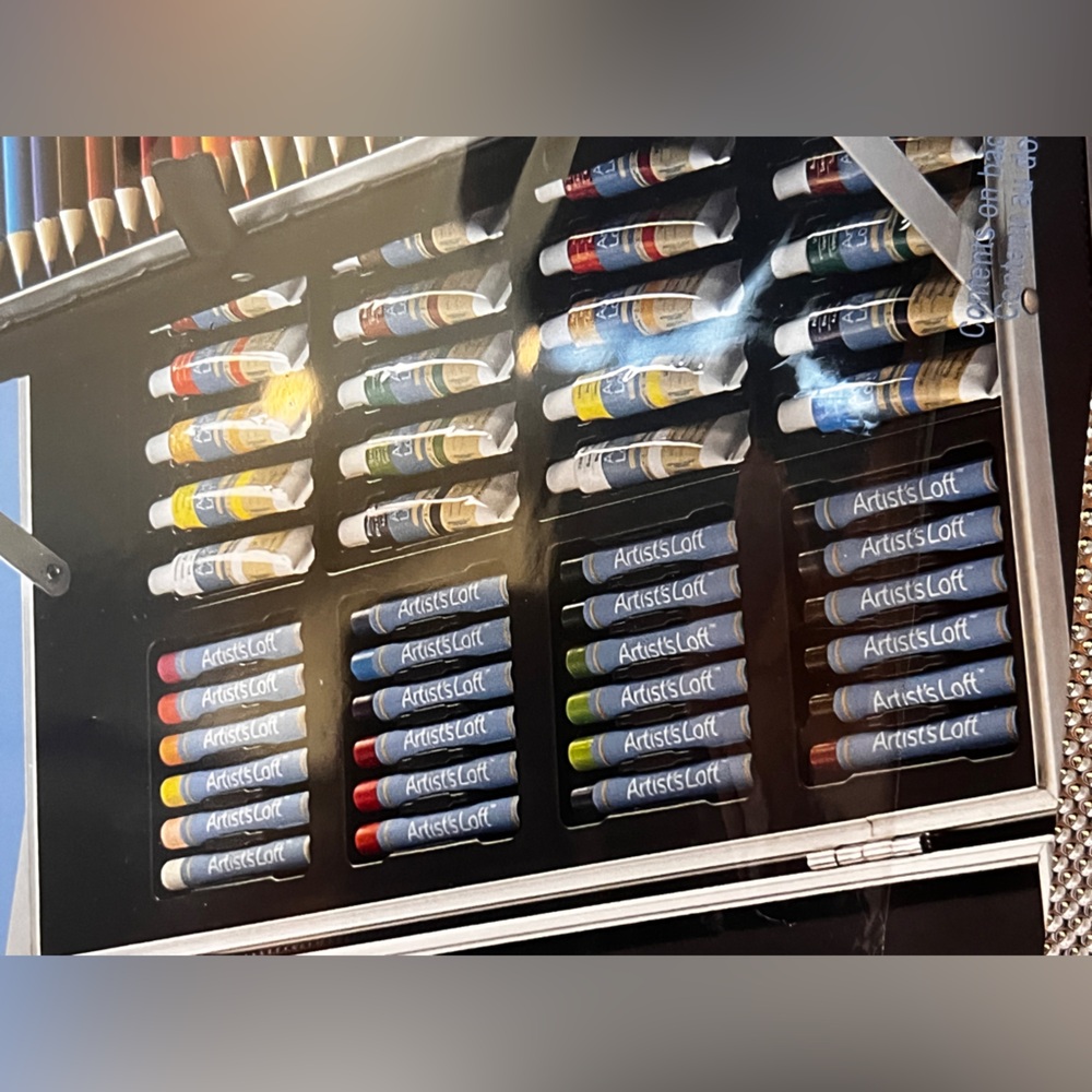 Brand New / never opened -126 pc. Drawing Art Set by Artist's Loft™ Necessities™ - Picture 9 of 12